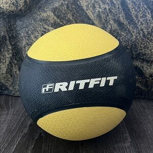 Ritdit Weighted Medicine Ball Black and Yellow 2 lbs.